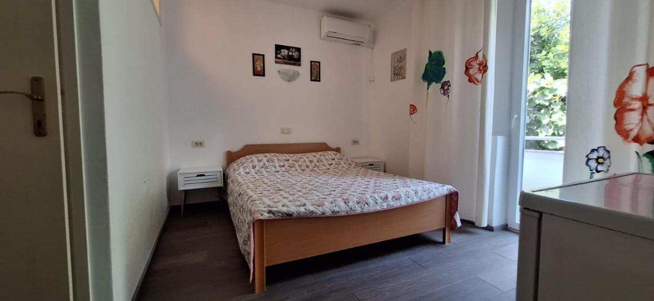 Apartments Villa Milenka Novalja Kültér fotó