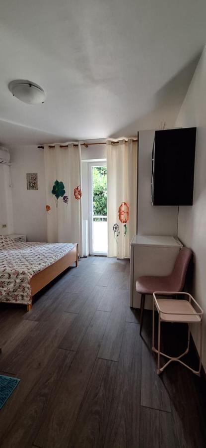 Apartments Villa Milenka Novalja Kültér fotó