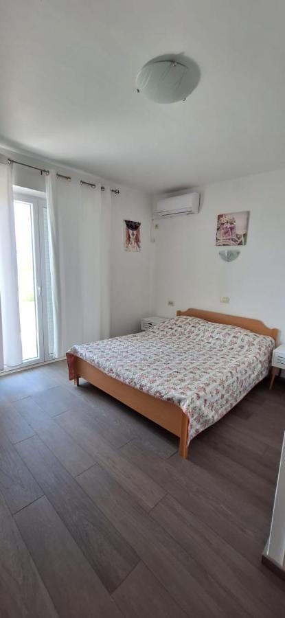 Apartments Villa Milenka Novalja Kültér fotó