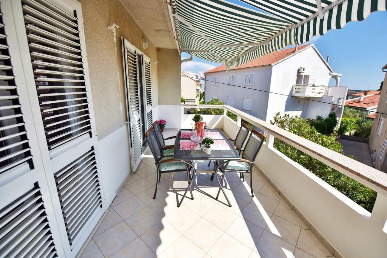 Apartments Villa Milenka Novalja Kültér fotó